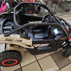 48v 48volt 48volt batteries canam maverick kid car carro de niño can-am 2 24v Remote control leather seats shocks soft tires screen for videos 4x4 led