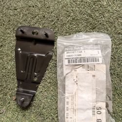 New Original! 2016-2025 Nissan Pathfinder Left Quarter Panel Stay Bracket 