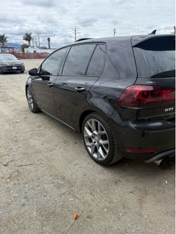 Golf gti 2013 título limpio
