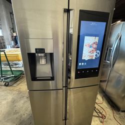 Refrigerator Samsung 4 Door Flex With Fany Hub (screen)