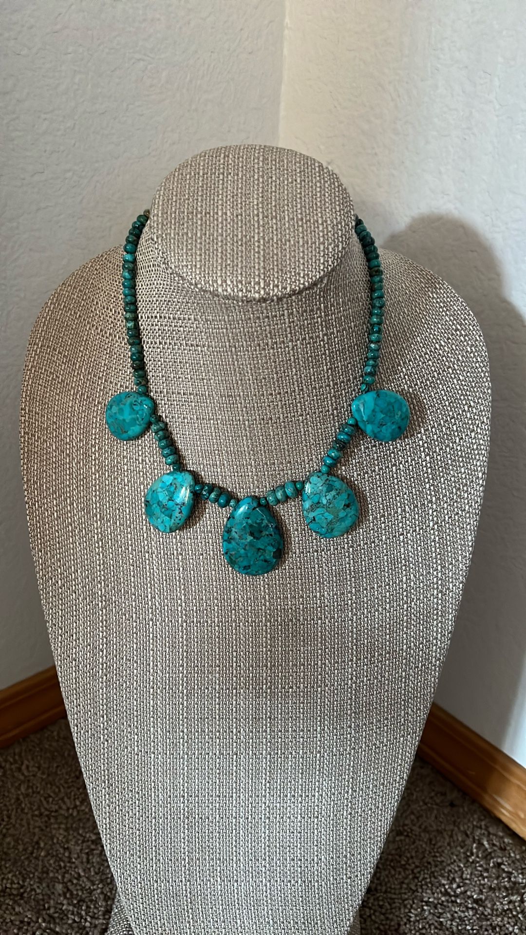 Lovely Turquoise Necklace