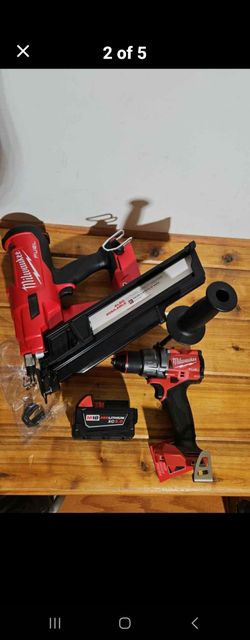Milwaukee M18 'Fuel' 21° degree framing nailer, hammer drill, battery.