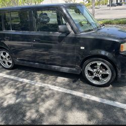 2004 Scion xB Black