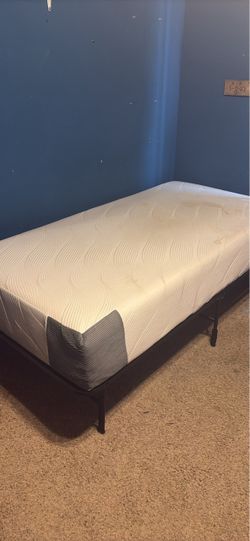 Twin Mattress with Metal Bed Frame