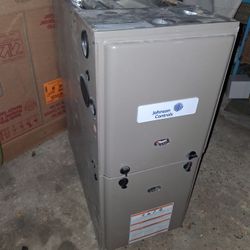 New TM9E040A10MP12 gas furnace  2.5 tons