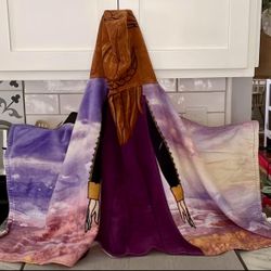 Disney frozen 2 Anna hooded towel
