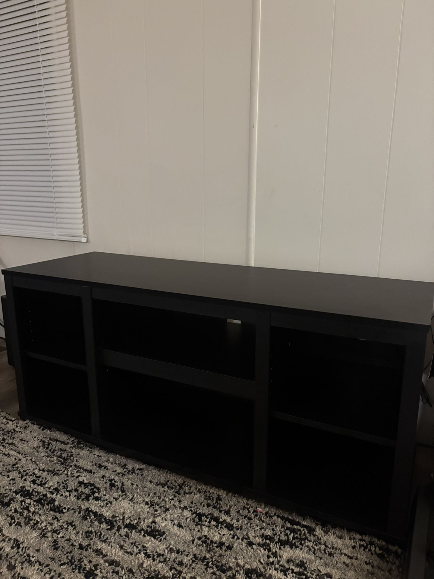 Small TV Stand