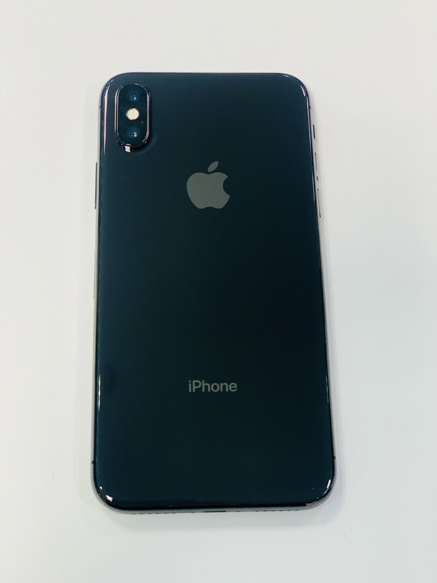 IPhone X 64GB Fully unlocked