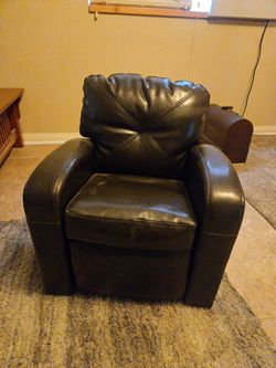 Black Faux Leather Kids Recliner Chair