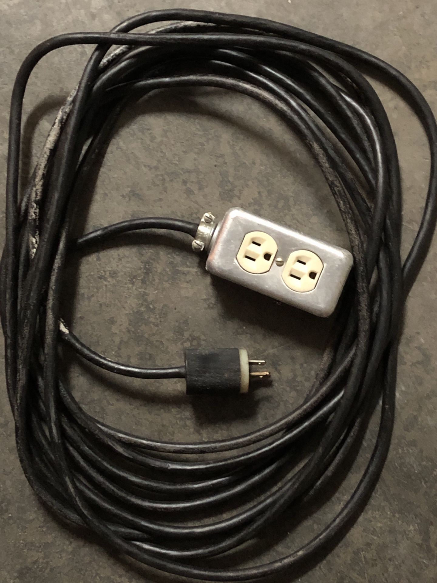 Heavy Duty AC Extension Cord Duo Box