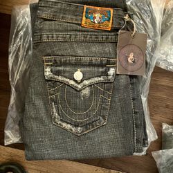 Women’s True Religion Pants