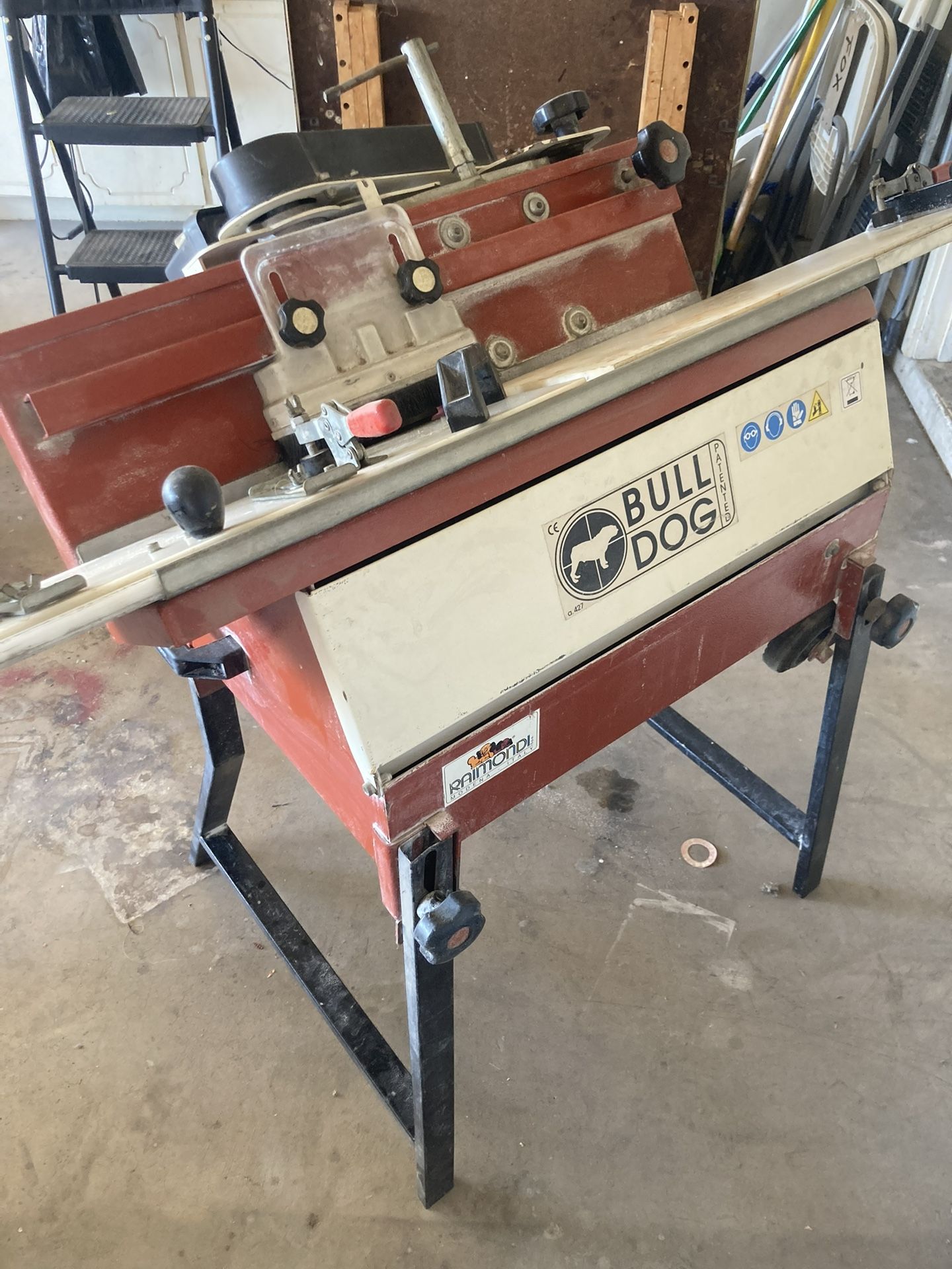 Bull Dog Raimondi Tile Machine