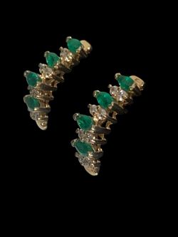 Green stone earrings #31936