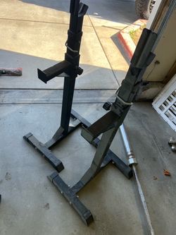 Squat rack