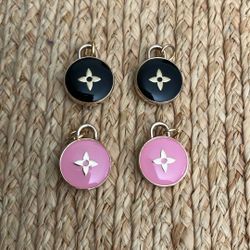 LV CHARMS (4)