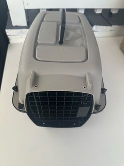 Hard Shell Pet Travel Carrier Crate