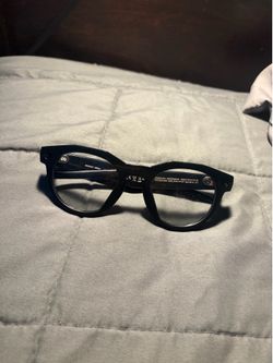 Meta glasses