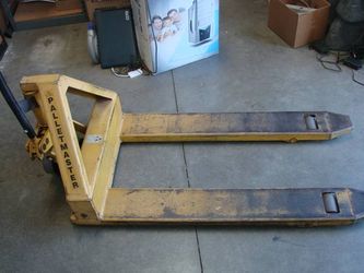 Palletmaster Heavy Duty Pallet Jack 5500LB Capacity
