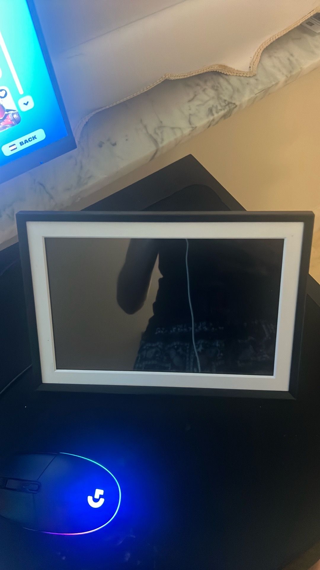 pixedge wifi picture frame