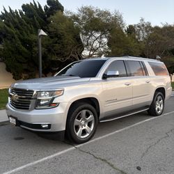 2017 Chevy Suburban Premier 4x4