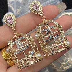  New Really Good Quality Comes With Dust Bag