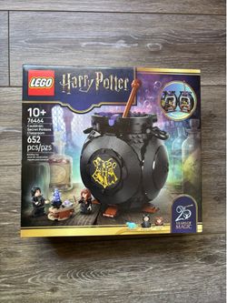 Secret Potions Classroom (76464)