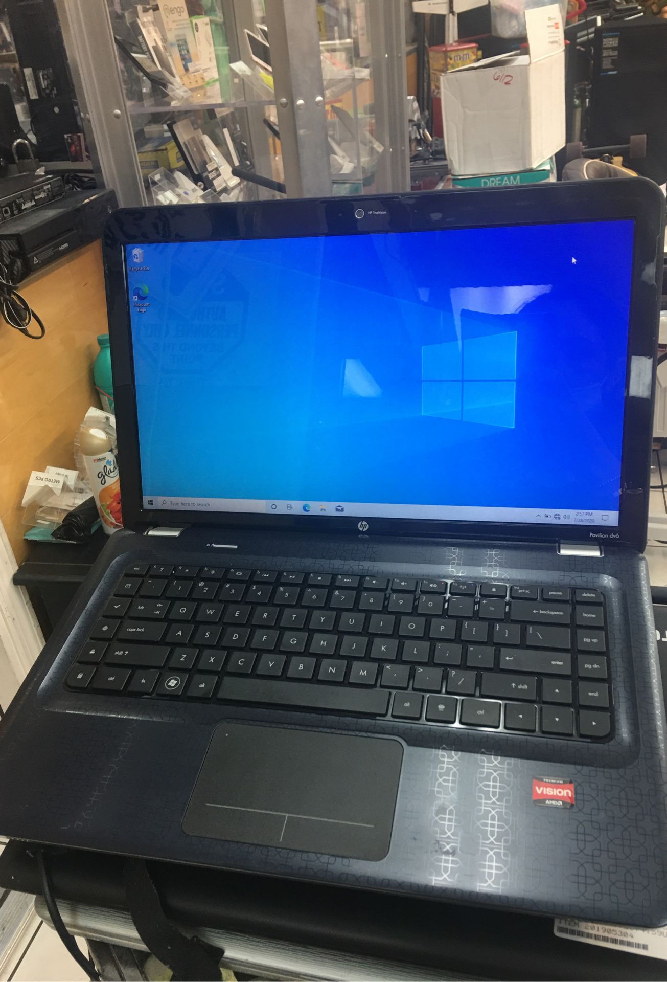 Hp computer laptop windows 10 600gb HDD 4gb Ram dual core