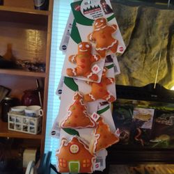 Xmas Toys For Your Cats Or Dogs