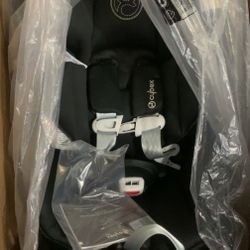 Cybex Cloud G 4-35lb Car Seat