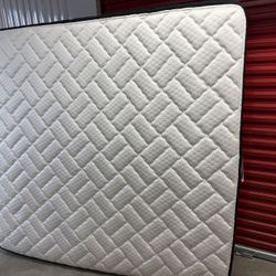 Titan King Mattress