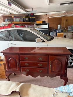 Sideboard