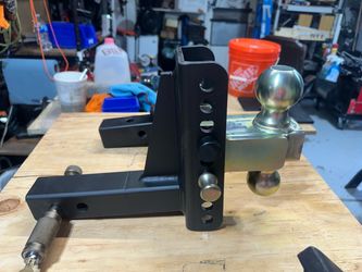 Trailer Hitches & Miscelaneous Connectors