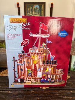 Lemax retired light up David’s Fort