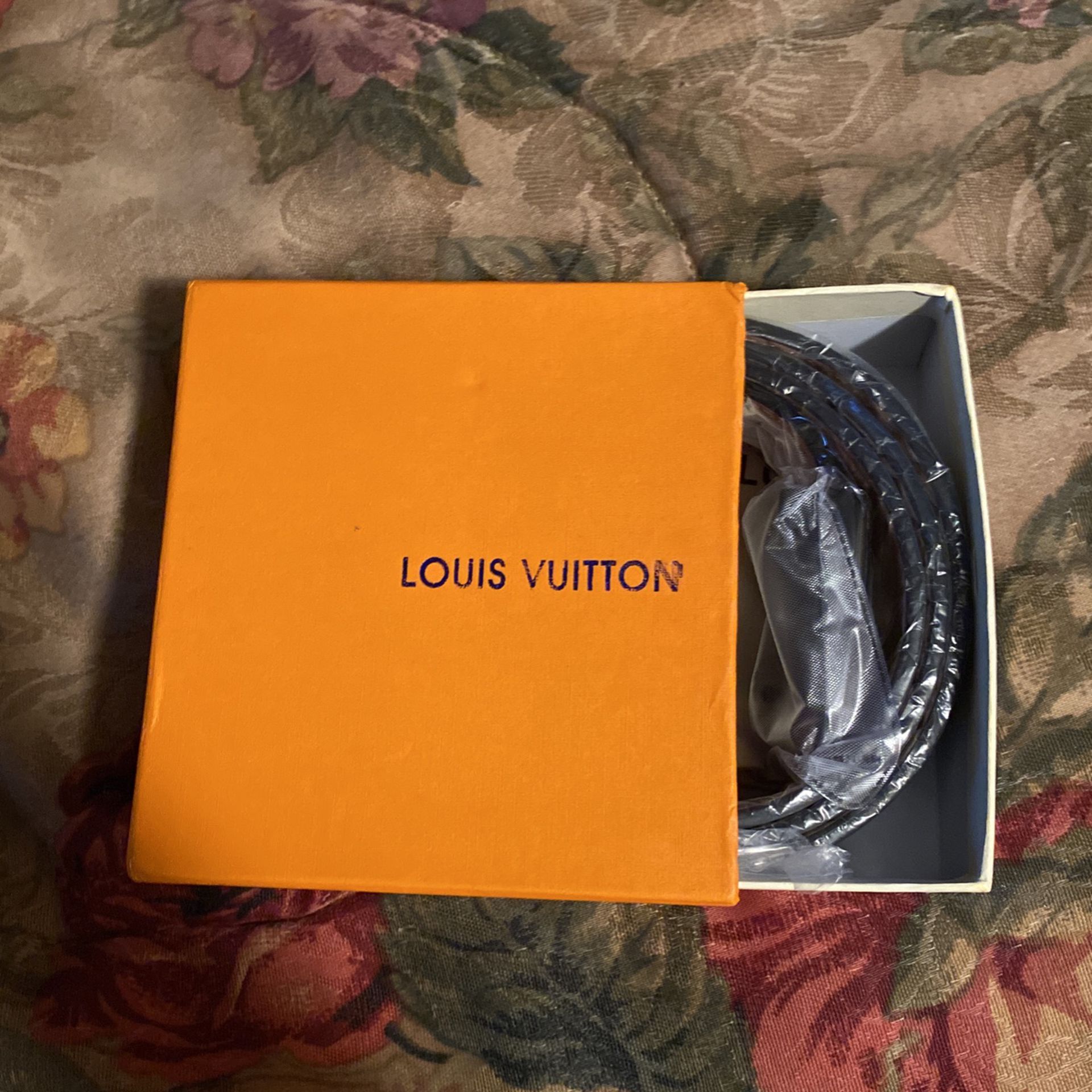 Louis Vuitton Belt for Sale in Lilburn, GA - OfferUp