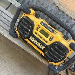 Dewalt Radio No Bluetooth 