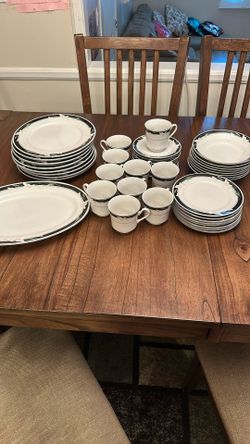 Black/white China Set