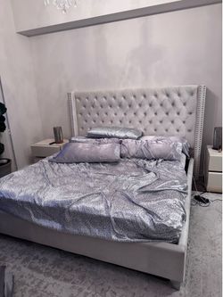 King Velvet Platform Bedframe