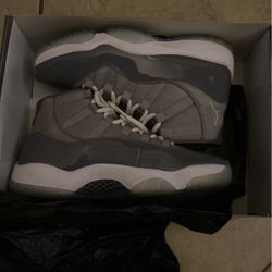 jordan 11s cool greys size 8.5