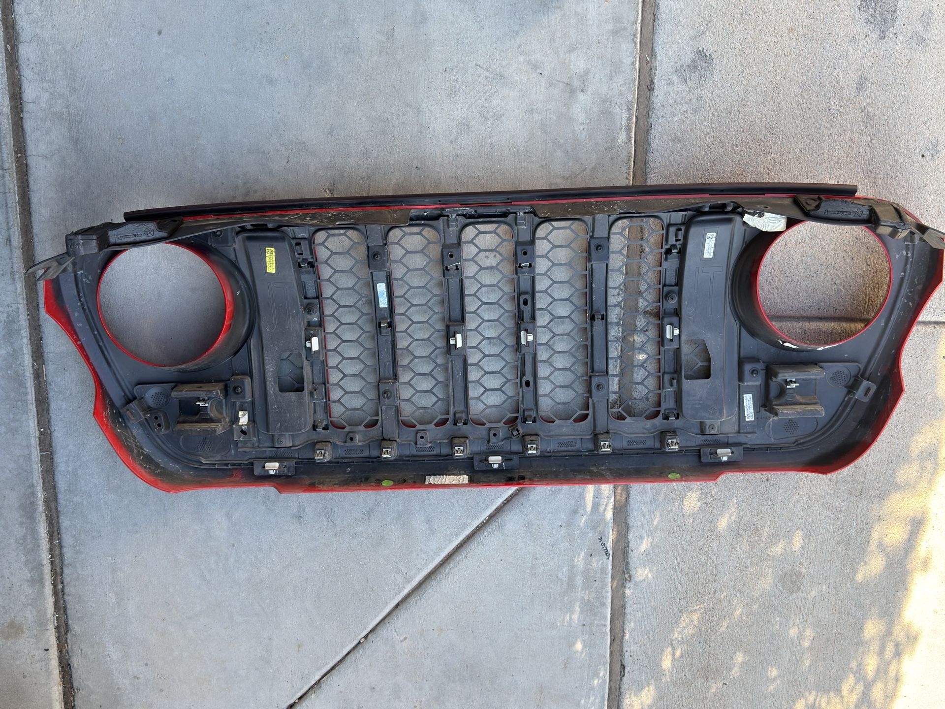 Jeep Gladiator Sport S Original Front Grill