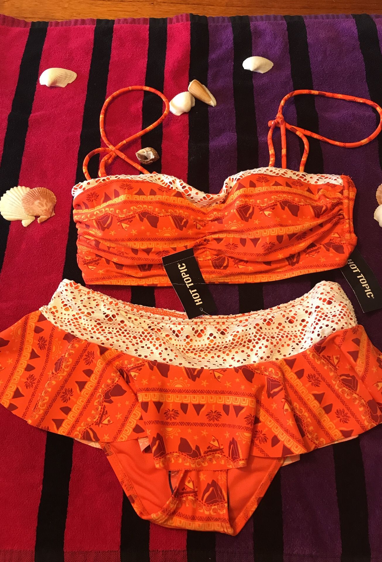 Lady’s Moana swim suit (xs/s)