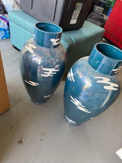 Gary McCloy Los Angeles Ceramic Floor Vases — 26″ — Iridescent Teal.