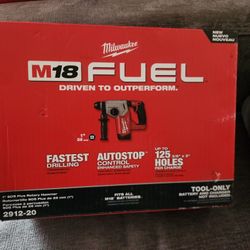 Milwaukee
M18 FUEL 18V Lithium-Ion Brushless Cordless 1 in. SDS-Plus Rotary Hammer (Tool-Only)