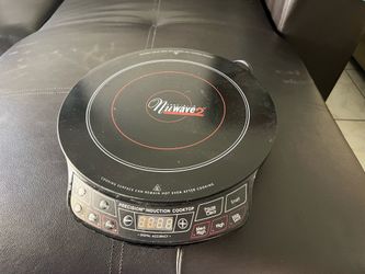 NUWAVE 2 PRECISION INDUCTION COOKTOP