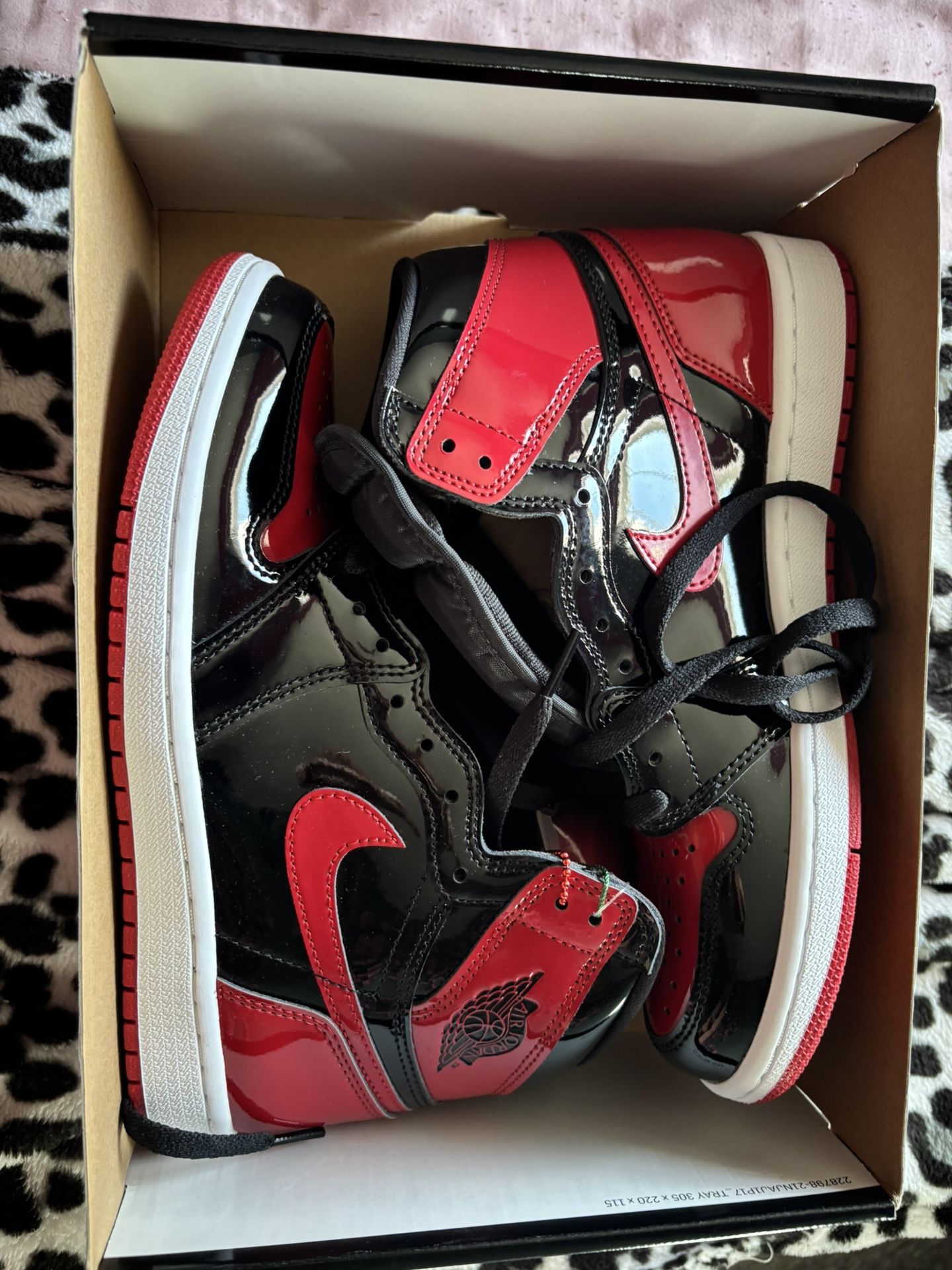 JORDAN 1 RETRO HIGH OG 'PATENT BRED'