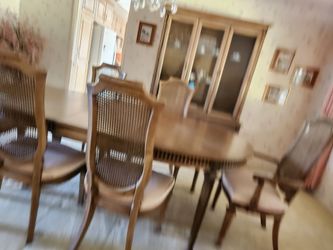 Dining Room Table Hutch