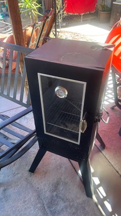 Electric smoker