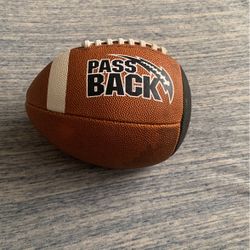 Pass back Football