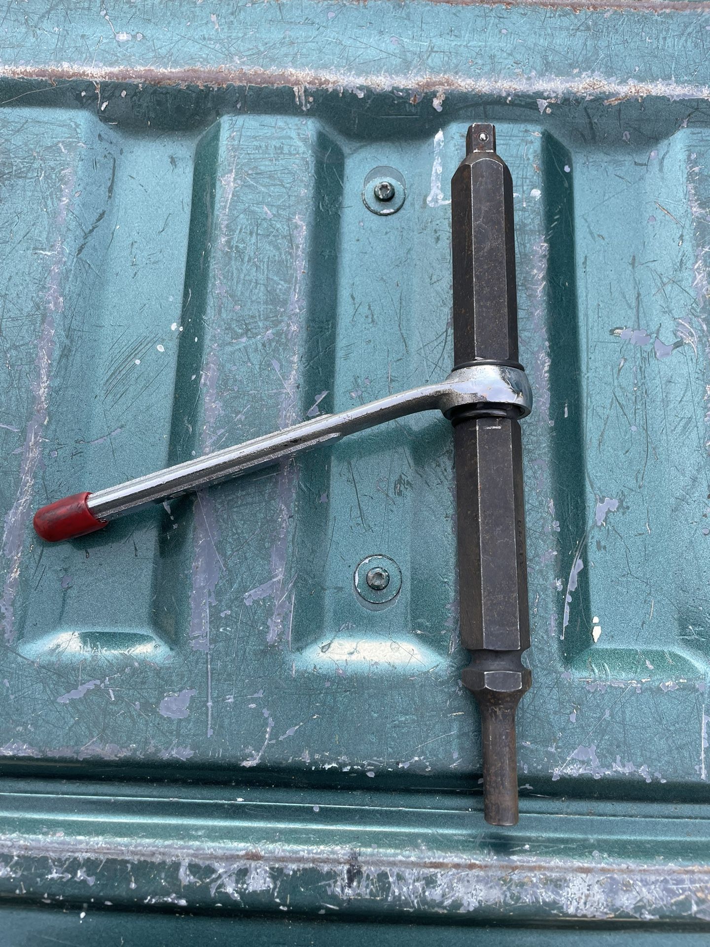 IMPACT HANDLE 