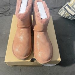 Uggs Mini Bailey Bow Glimmer (w) Size 6
