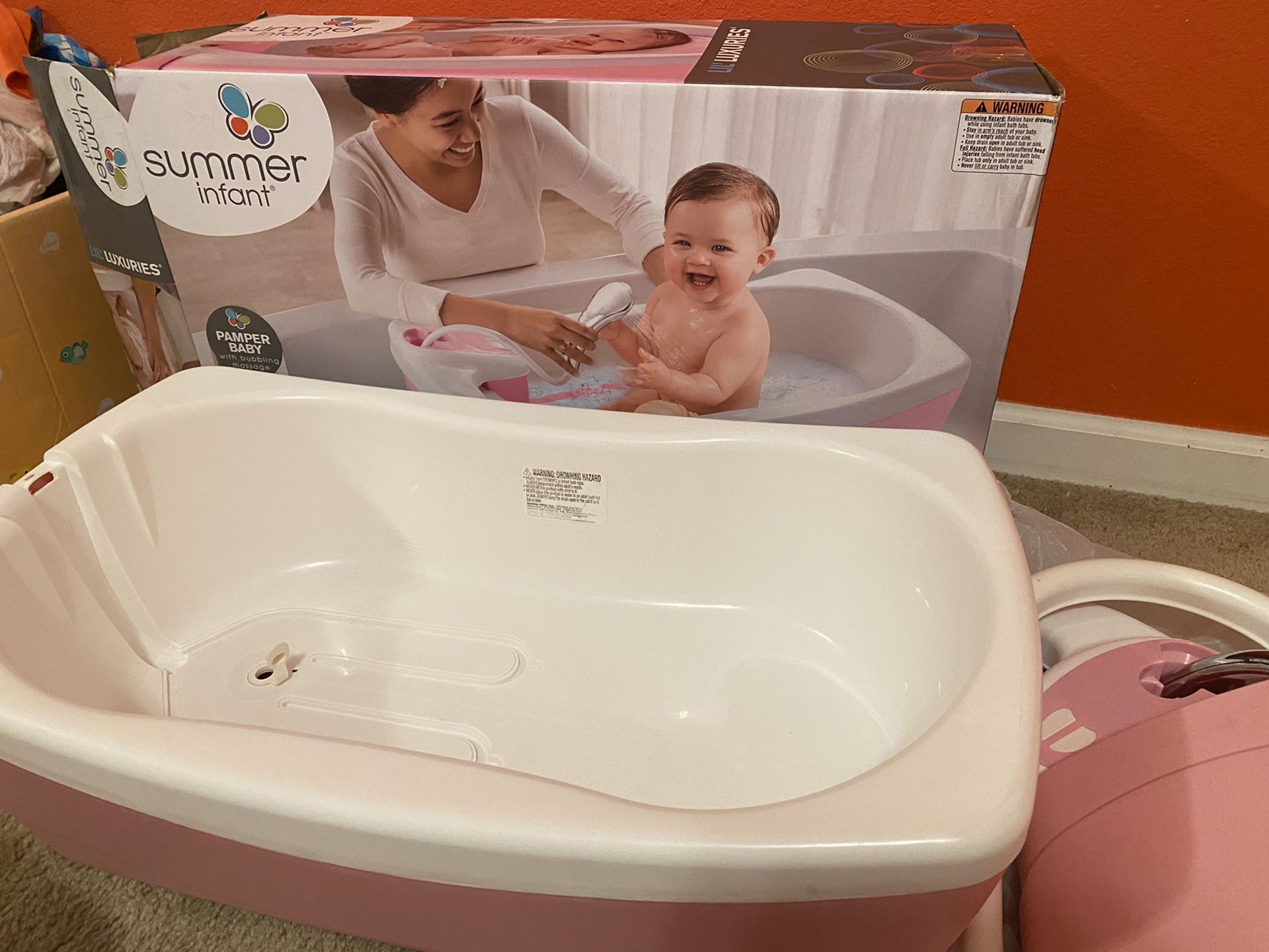 Summer infant pink bathtub with bubbling massage